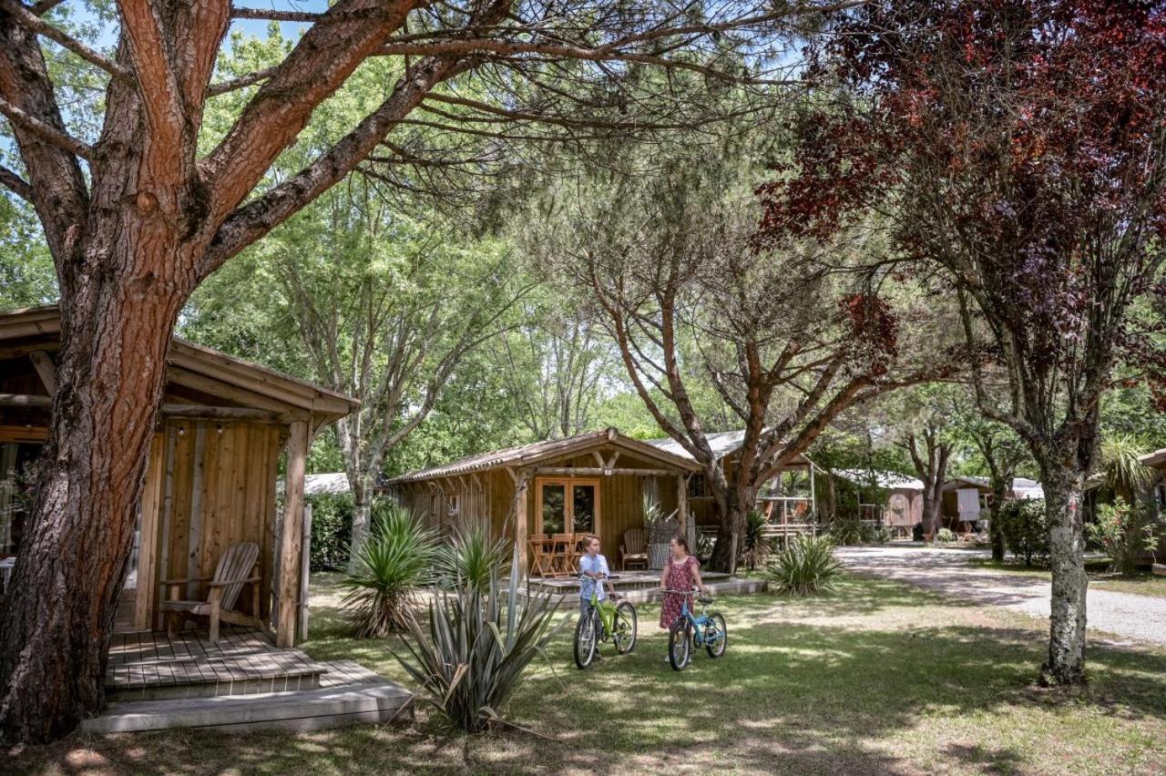 Camping Aux Couleurs Du Ferret Lège-Cap-Ferret Exteriör bild
