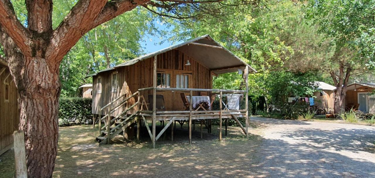 Camping Aux Couleurs Du Ferret Lège-Cap-Ferret Exteriör bild